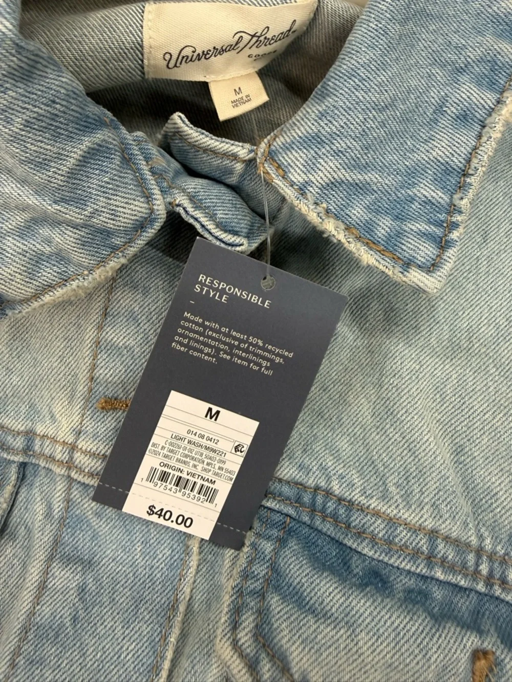 Universal Threads Demin Jacket Light Wash Blue Size Medium
MSRP $40
NWT - Picture 3 of 4